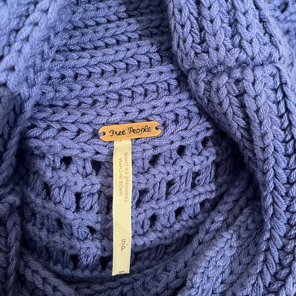 Free People Small Women’s Purple Ocean Cowl Neck Sweater with Textured Knit - Picture 5 of 6